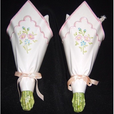 Vintage Pair of Pink Embroidered Look Flower Napkins Flower Vase Wall Pockets   113066447566